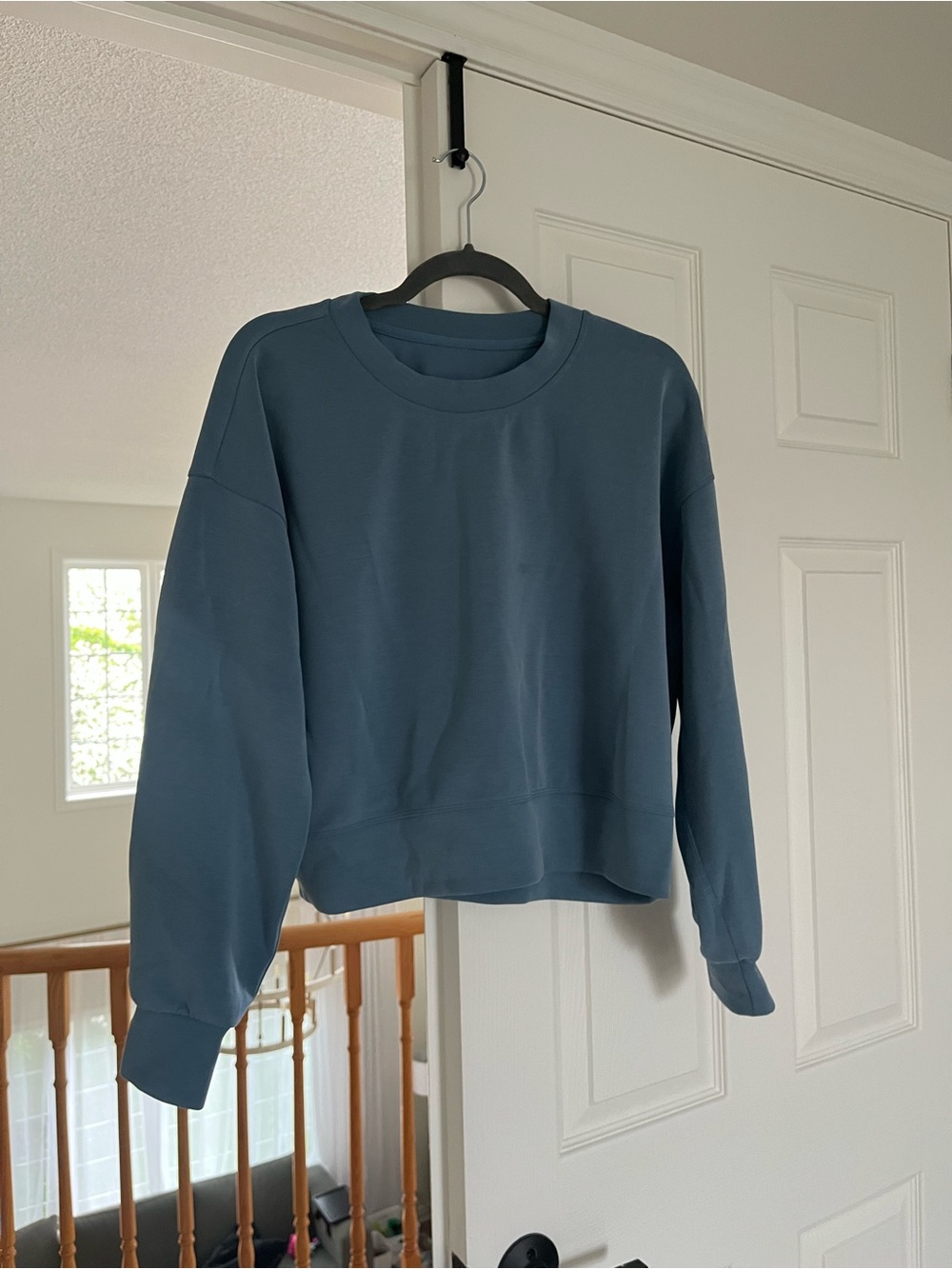 lululemon athletica Softstreme Blue Cropped Crewneck Sweatshirt